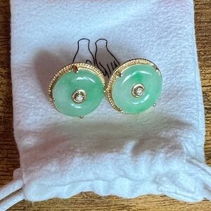 14K jade studs with diamond